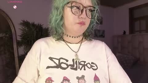 Eloise  . online show from 04-15-26, 08:31