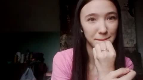 Snapshot of elouisevallian chatting on 05-23-26, 03:12 Elara online show from 05-23-26, 03:12