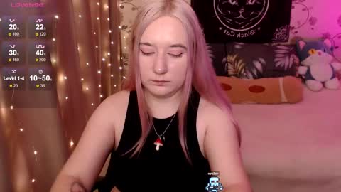 Snapshot of elovinora chatting on 12-06-24, 07:56 Ela give me a thumbs up if you like it  and this is important for the development of the account online show from 12-06-24, 07:56