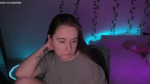Ela give me a thumbs up if you like it  and this is important for the development of the account online show from 06-21-26, 07:49