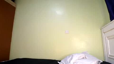 ELOWENA online show from 06-22-26, 08:00