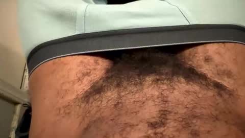 Snapshot of elparador chatting on 01-06-26, 01:20 El Parador online show from 01-06-26, 01:20