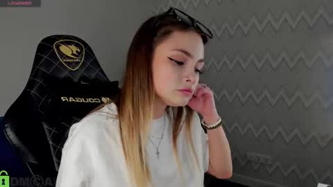 Snapshot of elsa_carterr chatting on 11-04-25, 08:52 elsa_carterr online show from 11-04-25, 08:52