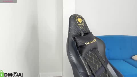 Snapshot of elsa_carterr chatting on 11-24-25, 01:55 elsa_carterr online show from 11-24-25, 01:55