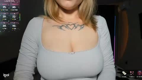 Snapshot of elsa_casta chatting on 07-24-26, 05:11 elsa_casta online show from 07-24-26, 05:11