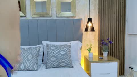 Isabela Martinez online show from 04-07-26, 03:29