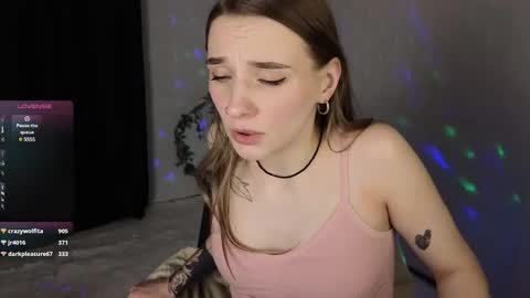 Elsa online show from 02-24-25, 03:12