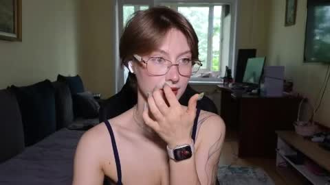elsaangel online show from 05-29-26, 03:15