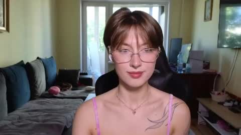 elsaangel online show from 06-05-26, 05:25