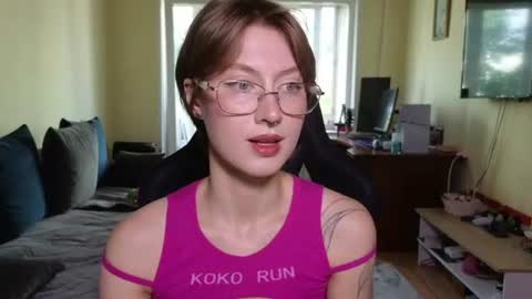 elsaangel online show from 06-14-26, 05:09