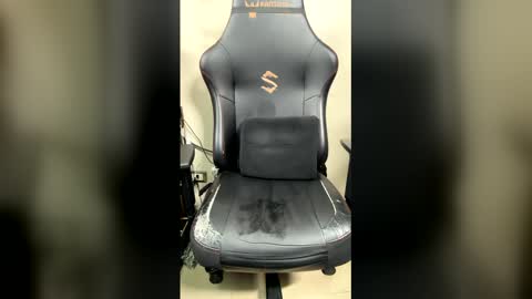 Snapshot of elsanti9q chatting on 02-27-26, 07:52 elsanti9q online show from 02-27-26, 07:52