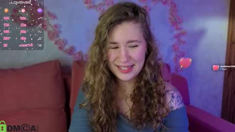 Snapshot of elsie_cutties chatting on 11-25-25, 09:09 Elsie online show from 11-25-25, 09:09