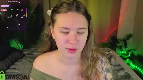 Elsie online show from 05-15-26, 01:12
