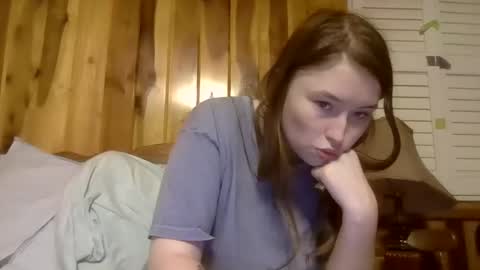 Elsie Rain online show from 10-04-25, 01:36