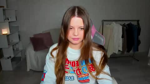 Luna online show from 12-05-25, 07:21