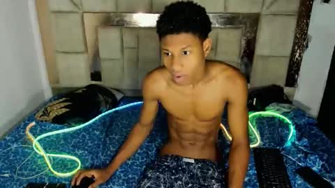 elvergon040 online show from 04-14-26, 06:25