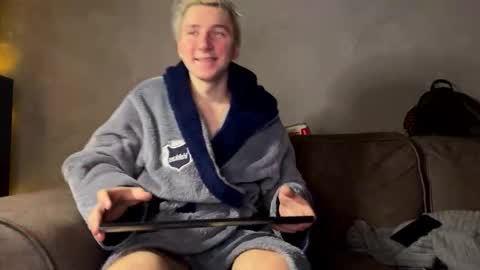 Elvin Vaenight online show from 12-02-25, 01:33