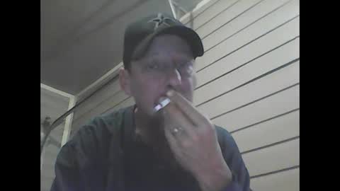 Snapshot of elwooood7 chatting on 12-28-24, 12:03 elwooood7 online show from 12-28-24, 12:03