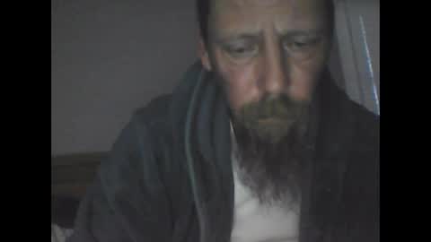 Snapshot of elwooood7 chatting on 01-18-25, 01:18 elwooood7 online show from 01-18-25, 01:18