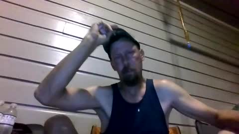 Snapshot of elwooood7 chatting on 10-04-25, 10:02 elwooood7 online show from 10-04-25, 10:02