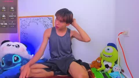  E  L  Y   K  I  N  G   online show from 06-28-26, 06:36
