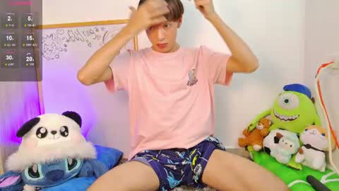  E  L  Y   K  I  N  G   online show from 07-27-26, 07:43