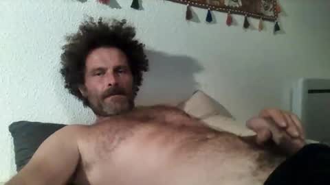 Snapshot of elyjahoye chatting on 09-15-25, 10:54 elyjahoye online show from 09-15-25, 10:54