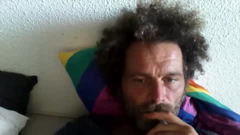 Snapshot of elyjahoye chatting on 09-19-25, 03:45 elyjahoye online show from 09-19-25, 03:45