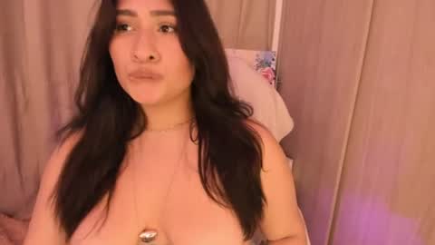 Snapshot of elyross_ chatting on 06-11-26, 02:53 Ross online show from 06-11-26, 02:53