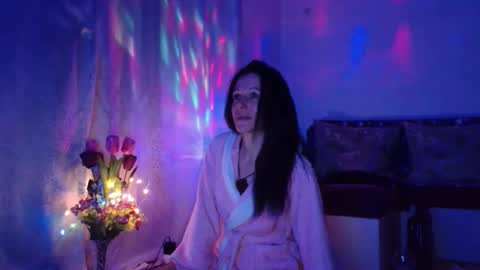 Elisa online show from 02-01-25, 10:44