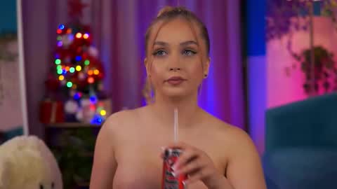 Elyssa online show from 12-13-25, 08:04