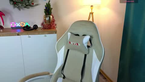 em0_b0y online show from 01-19-26, 02:21