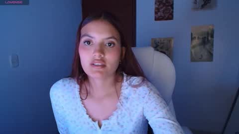 Snapshot of ema__rose chatting on 09-13-25, 04:34 Ema online show from 09-13-25, 04:34