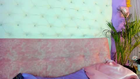 Ema Lambert  online show from 03-10-25, 09:51