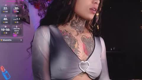 ema_ploxx online show from 11-22-25, 05:06