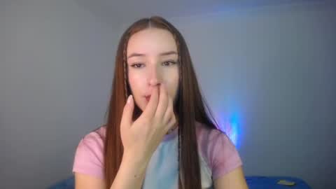 Snapshot of emaa_martins chatting on 01-03-25, 06:35 Emaa online show from 01-03-25, 06:35