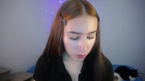 Snapshot of emaa_martins chatting on 02-11-25, 10:07 Emaa online show from 02-11-25, 10:07