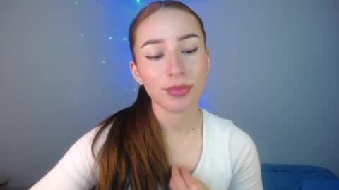 Snapshot of emaa_martins chatting on 02-12-25, 11:30 Emaa online show from 02-12-25, 11:30