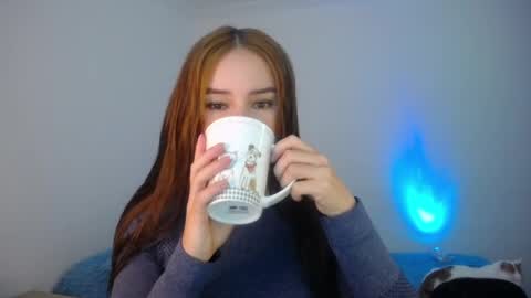 Snapshot of emaa_martins chatting on 02-27-25, 07:04 Emaa online show from 02-27-25, 07:04