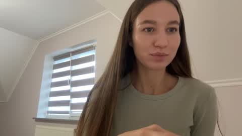 Alina online show from 11-07-25, 01:44