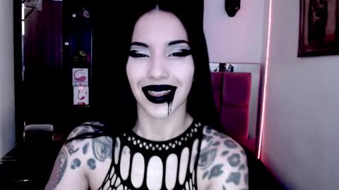Emerald Black online show from 12-20-24, 10:27
