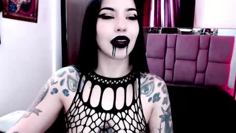 Emerald Black online show from 01-20-25, 12:07