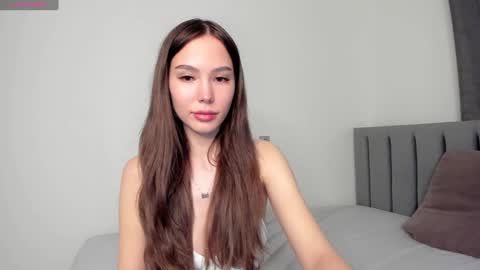 Snapshot of emelia_fox chatting on 12-02-24, 06:32 Emmy the sly little fox HTP is open an unforgettable show awaits you. I undress in private online show from 12-02-24, 06:32