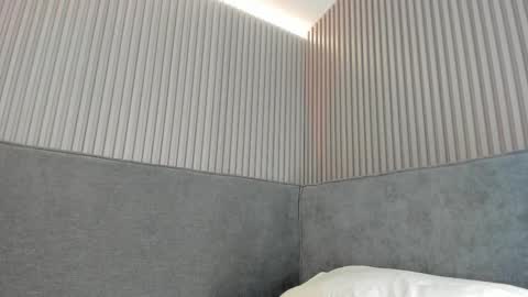 emelie_89 online show from 11-13-25, 10:25