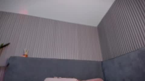 emelie_89 online show from 07-28-26, 03:21