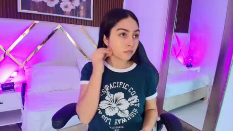Emily  online show from 05-31-26, 06:53