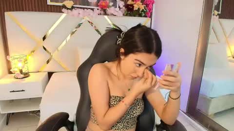 Emily  online show from 07-29-26, 07:06