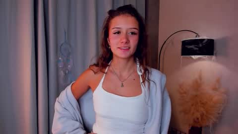 Emma online show from 11-05-25, 01:05