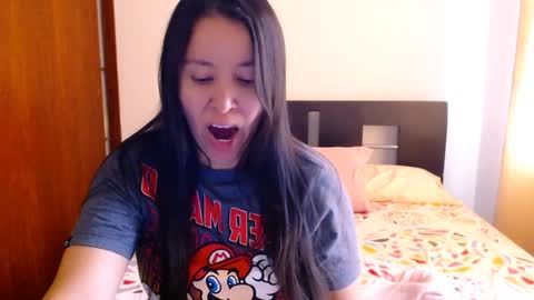 Snapshot of emely_sexx chatting on 12-02-24, 06:43 emely_sexx online show from 12-02-24, 06:43
