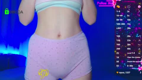 Emely online show from 11-19-25, 03:28